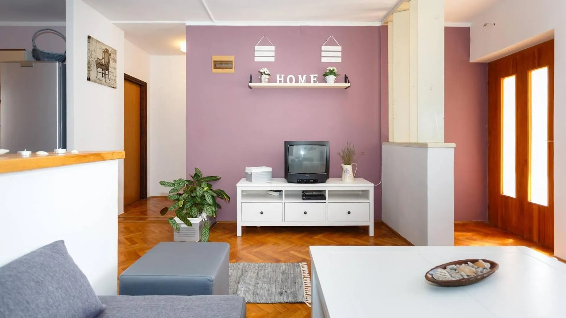 Shabby Chic Apartment Disente Nr1 Close To Krk Centre Krk Town 0*,  Croatia