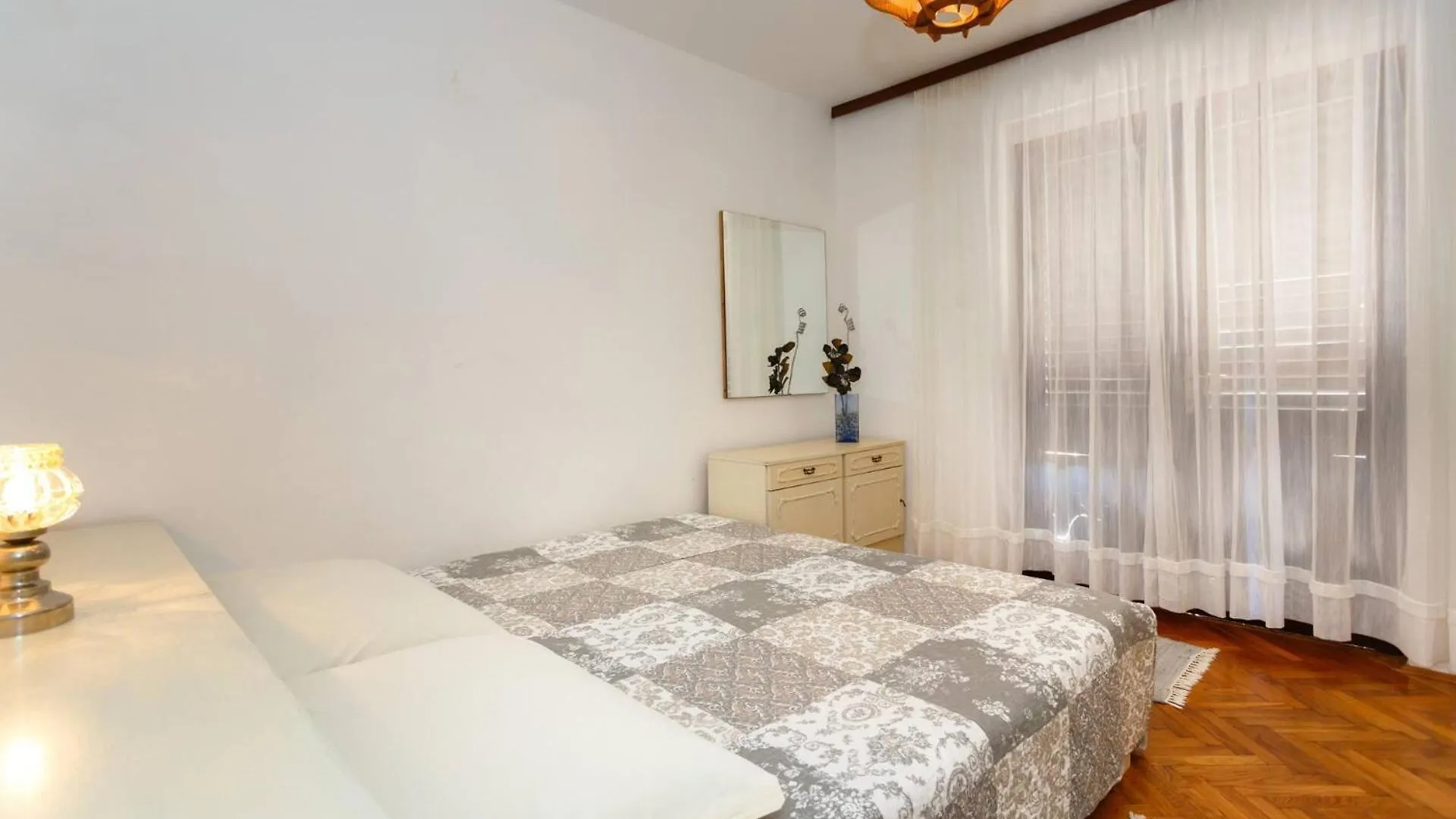 Shabby Chic Apartment Disente Nr1 Close To Krk Centre Krk Town