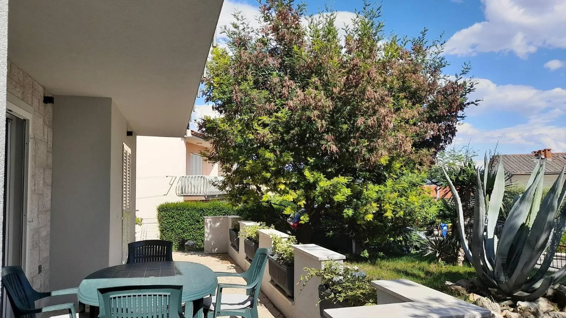 Shabby Chic Apartment Disente Nr1 Close To Krk Centre Krk Town Croatia