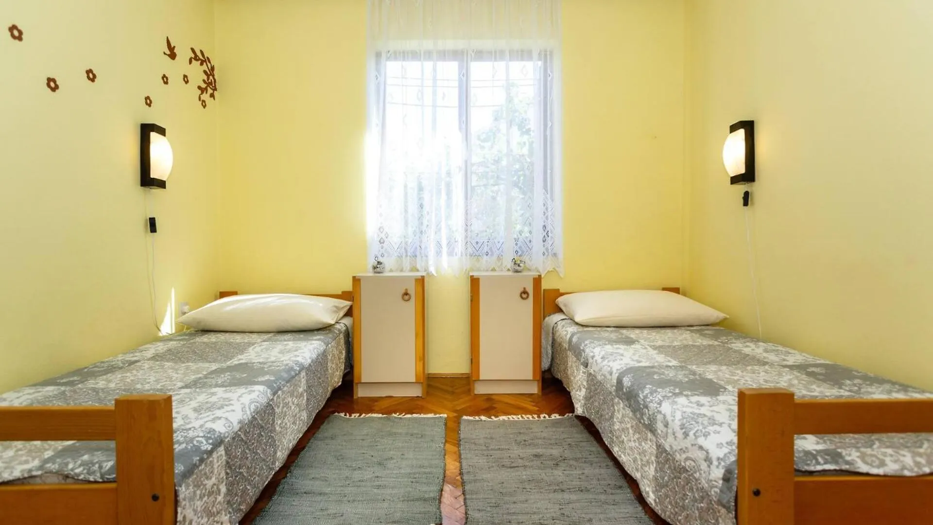 Shabby Chic Apartment Disente Nr1 Close To Krk Centre Krk Town